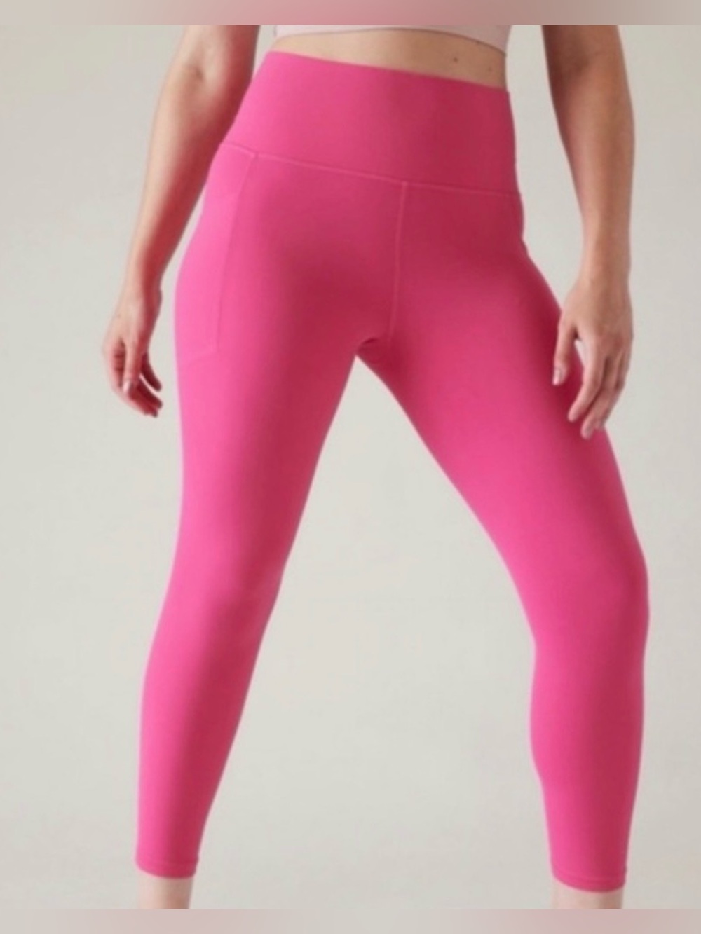 Athleta Salutation Stash 7/8 Legging